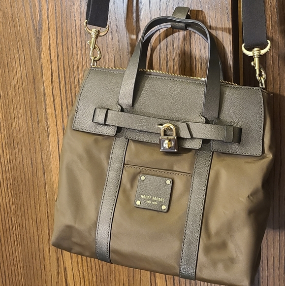 Henri Bendel’s Jetsetter Bag